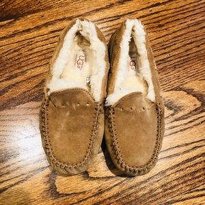 Ugg kids slippers